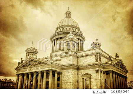 Retro style image of Saint Isaac's Cathedral 16307044