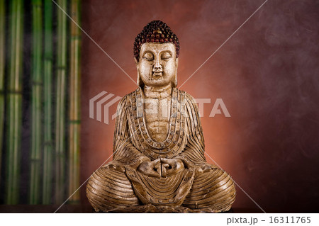 Buddha statue, vivid colors, natural tone Buddha statue, vivid colors, natural tone 16311765