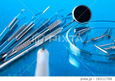Dental medicine, bright colorful tone concept Dental medicine, bright colorful tone concept 16311766