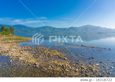 Scence of Reservoir and mountain 16318722