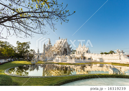 Wat Ronghun Temple, plublic template, in Thailand Wat Ronghun Temple, plublic template, in Thailand 16319239