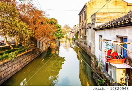 Suzhou folk houses and canals Suzhou folk houses and canals 16320948