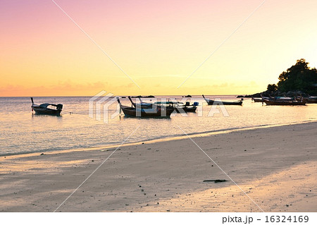 Koh Lipe Island, Thailand 16324169
