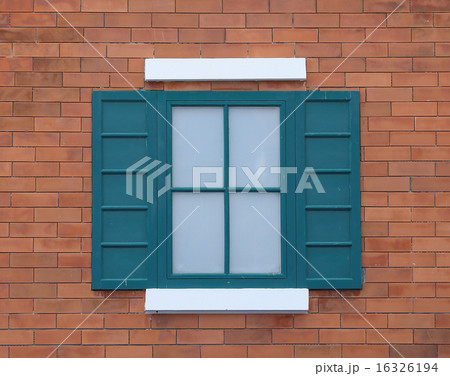 Vintage window with wall background 16326194