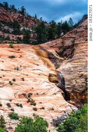 water slide Zion 16327071
