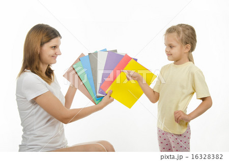 Mom and daughter teach color Mom and daughter teach color 16328382