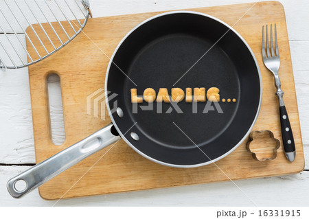 Letter cookies word LOADING and kitchen utensils Letter cookies word LOADING and kitchen utensils 16331915