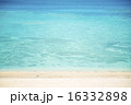 エメラルドグリーンの海 16332898