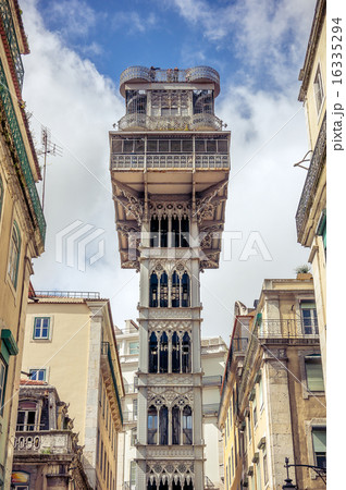 Santa Justa Elevator 16335294