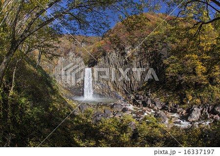 苗名の滝 16337197