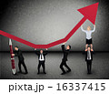 Business team push arrow up 16337415