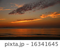 海岸の夕景 16341645