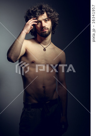 Portrait of confident young man Portrait of confident young man 16341957