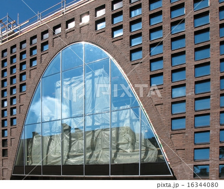 Facade of a modern building under construction 16344080