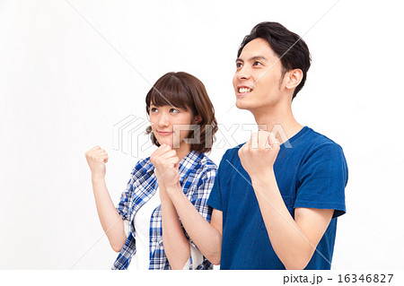 ガッツポーズする男女イメージ 16346827