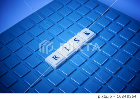 写真素材:word puzzle of risk 16348564