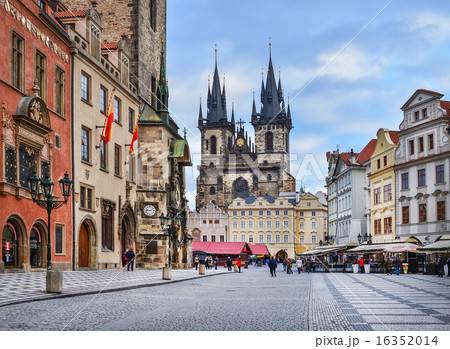 The view over Staromestska square, the Orloj 16352014