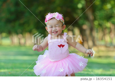 Little asian girl 16354151