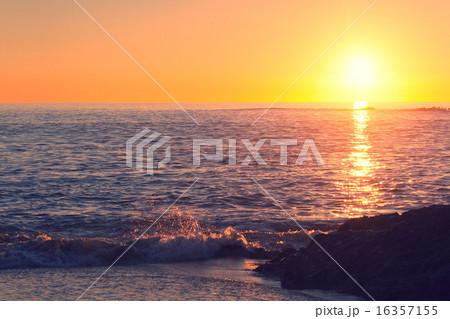 Sunset Beach Retro Style 16357155