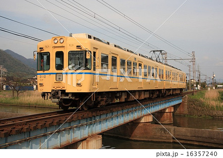 一畑電鉄大社線2100系3扉車(元京王5000系電車) 一畑電鉄大社線2100系3扉車(元京王5000系電車) 16357240