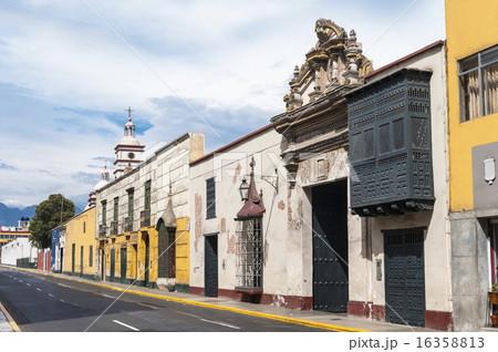 Traditional style architecture in Trujillo, Peru Traditional style architecture in Trujillo, Peru 16358813