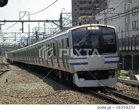 横須賀 総武快速線 E217系 武蔵小杉駅 横須賀 総武快速線 E217系 武蔵小杉駅 16359252