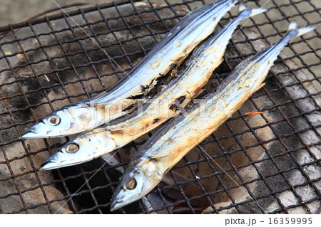 秋刀魚の丸干し七厘焼き 16359995