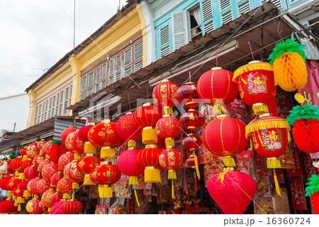 マレーシア　ペナン島　ジョージタウンの中華用品店 16360724