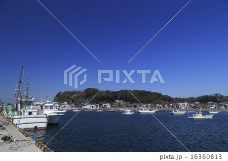 神奈川県　横須賀市佐島漁港 16360813