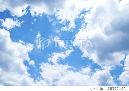 青い空と白い雲 16362142
