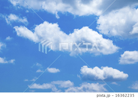 青い空と白い雲 16362235