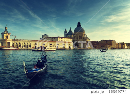 Basilica Santa Maria della Salute, Venice, Italy Basilica Santa Maria della Salute, Venice, Italy 16369774