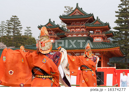 雅楽舞 16374277