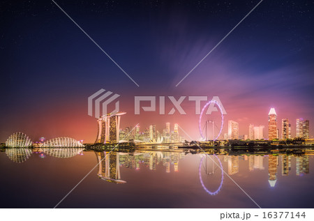 Singapore Skyline and view of Marina Bay Singapore Skyline and view of Marina Bay 16377144