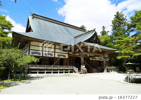 平泉　中尊寺　金色堂 16377227