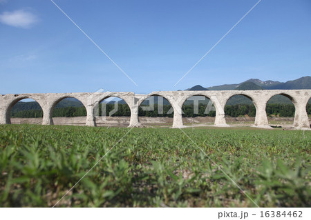 タウシュベツ川橋梁 タウシュベツ川橋梁 16384462