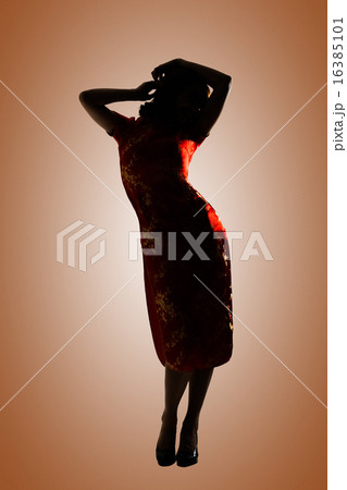 Silhouette of Chinese woman 16385101