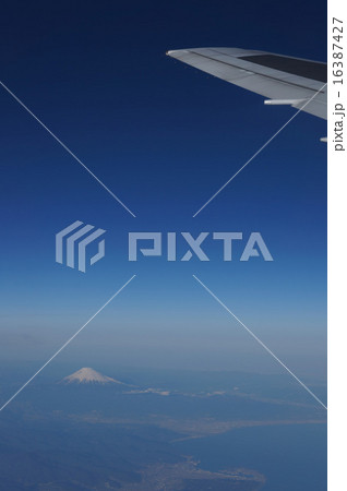 空からの富士山 16387427