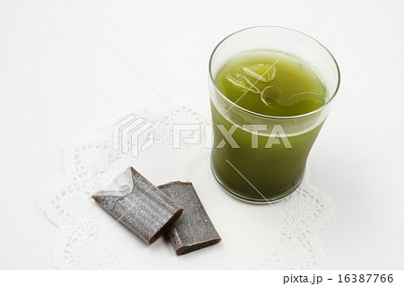 抹茶ドリンクと抹茶餅 16387766