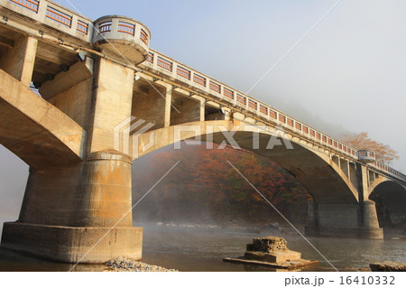 境橋　紅葉 16410332