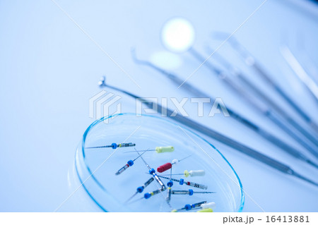 Dental tools and equipment, bright colorful tone Dental tools and equipment, bright colorful tone 16413881