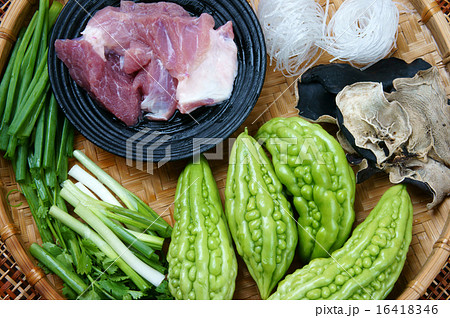Vietnamese food, bitter melon, ground meat 16418346