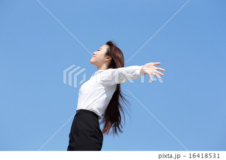 carefree business woman 16418531