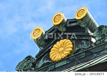 伏見稲荷大社の「本殿 屋根」（京都市伏見区深草藪之内町） 16418975