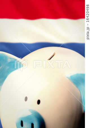 Composite image of piggy bank 16420498