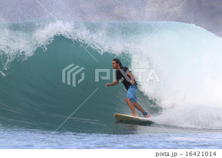 Surfing a wave Surfing a wave 16421014