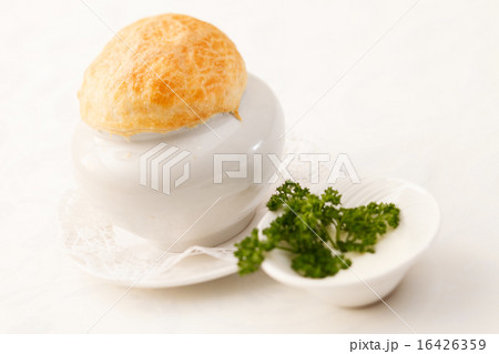 Chicken pot pie 16426359