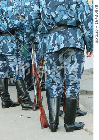 Soldiers parade boots feet 16430879