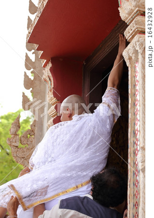 the ordination ceremony of the new monk 16432928