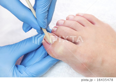process of pedicure at beauty salon process of pedicure at beauty salon 16435478